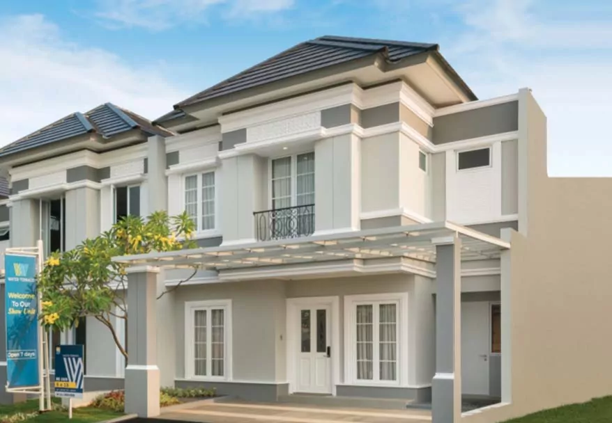 tampak depan rumah contoh unit rumah cluster water terrace type 118 di kawasan pemukiman moderen grandwisata