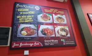 sate klathak joss gandoss di kawasan pemukiman moderen grandwisata